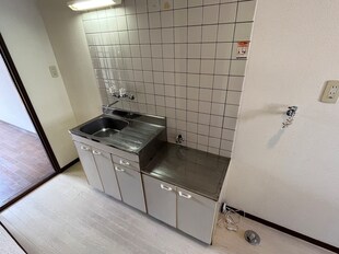 ホワイトキャッスル遠見塚15番館の物件内観写真